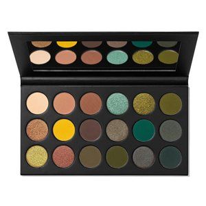 18B Makin Bank Eyeshadow Palette